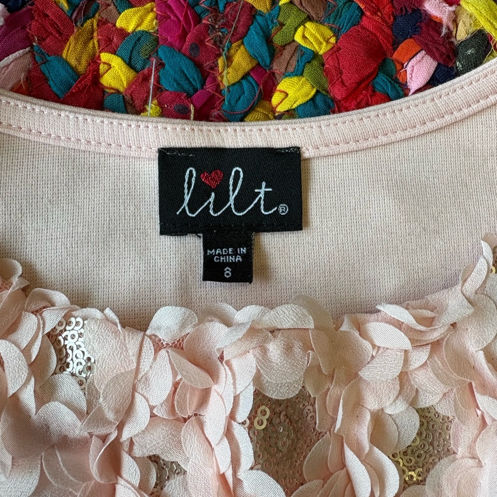 FLORAL TOP - Picture 7 of 10